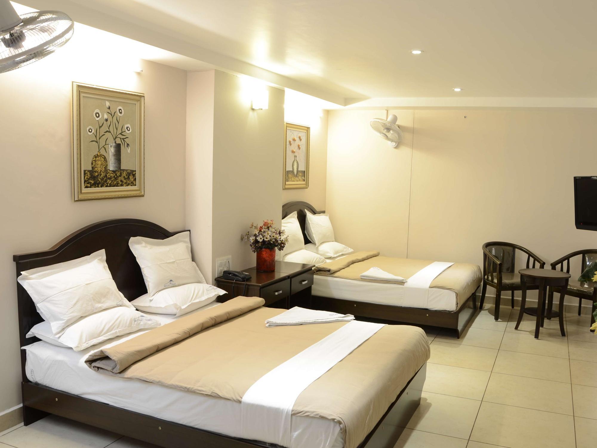 Hotel Sky Lite Coimbatore Extérieur photo